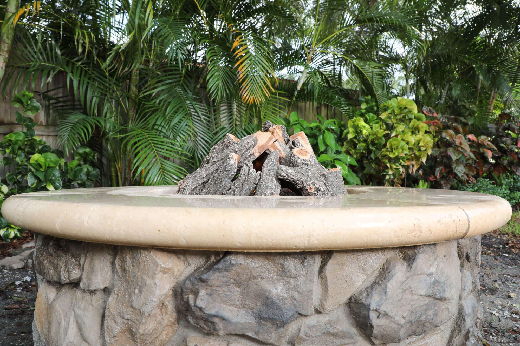 Outdoor Fire Features Fire Pits & More Just Grillin Tampa, FL